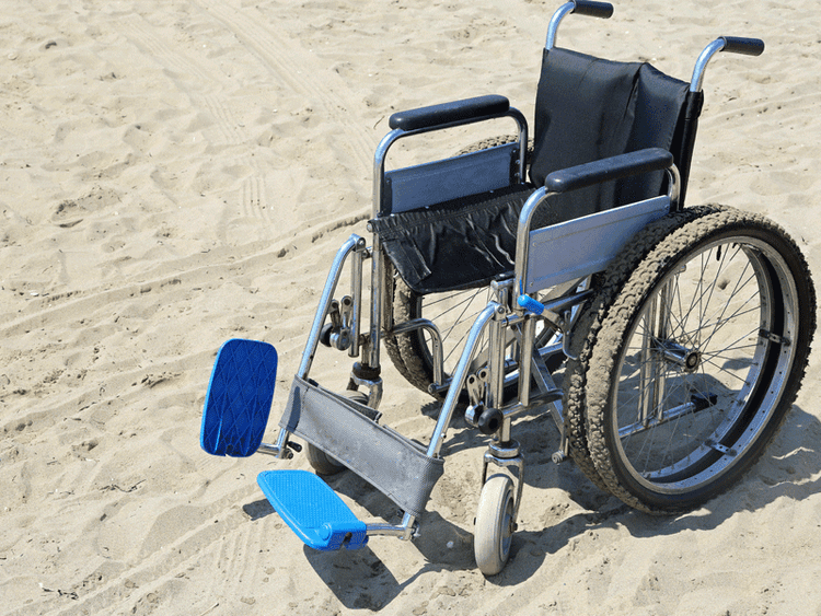 Compensation for quadriplegia in a traffic accident