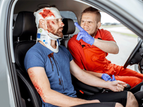Compensation that can be claimed by accompanying persons in a road traffic accident